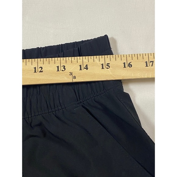 Athleta Black Elastic Waist Pocketed Athletic Shorts Women's Size Medium - Picture 4 of 7